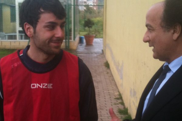Guarascio saluta i ragazzi del vivaio