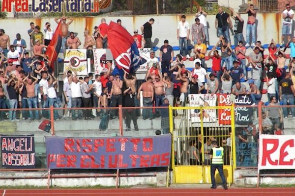 La Casertana passa il turno ai supplementari: se il Cosenza vince, sfida al San Vito domenica prossima. Passano anche Virtus Verona e Pistoiese