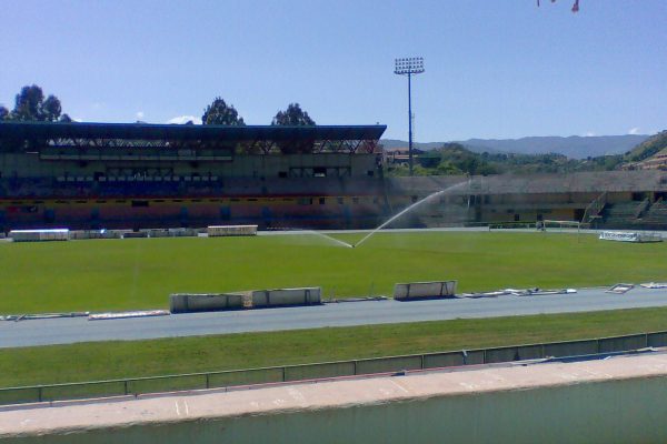 Ventuno convocati per Cosenza-Casertana. E il San Vito si “rifà” il manto col mitico Pasquale