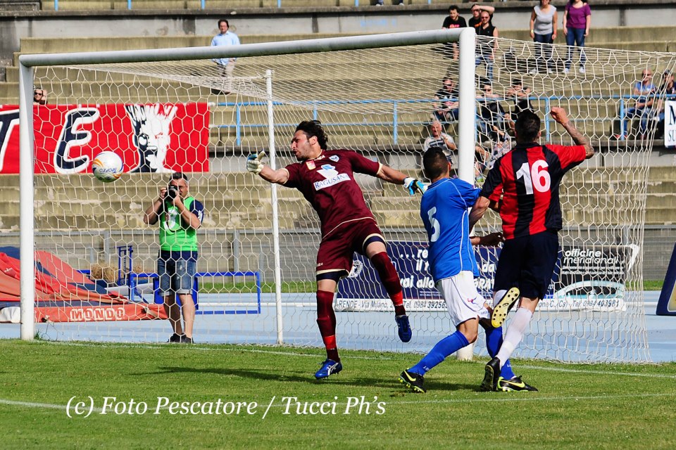 Cosenza-Ragusa 2-1: Guadalupi e Mosciaro ribaltano il risultato. I Lupi chiudono in bellezza la stagione regolare