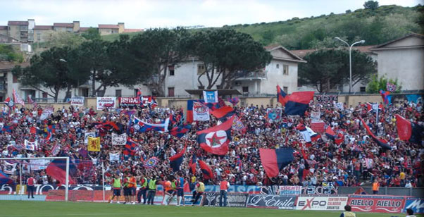 Cosenza in Lega Pro: Il presidente Guarascio e l’ad Quaglio hanno presentato la domanda