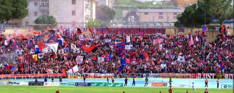 Prevendita, domani nella sede di via degli Stadi biglietti in vendita dalle 9 alle 20. Stasera al cinema Tieri i tifosi potranno anche abbonarsi