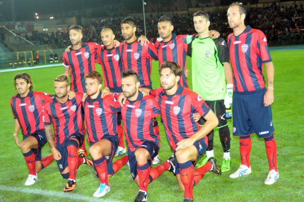 Cosenza-Sorrento: sfondato il tetto dei 1500 biglietti. Domani botteghini di Curva Sud e Curva Nord aperti dalle 10. C’è voglia di essere popolo rossoblu