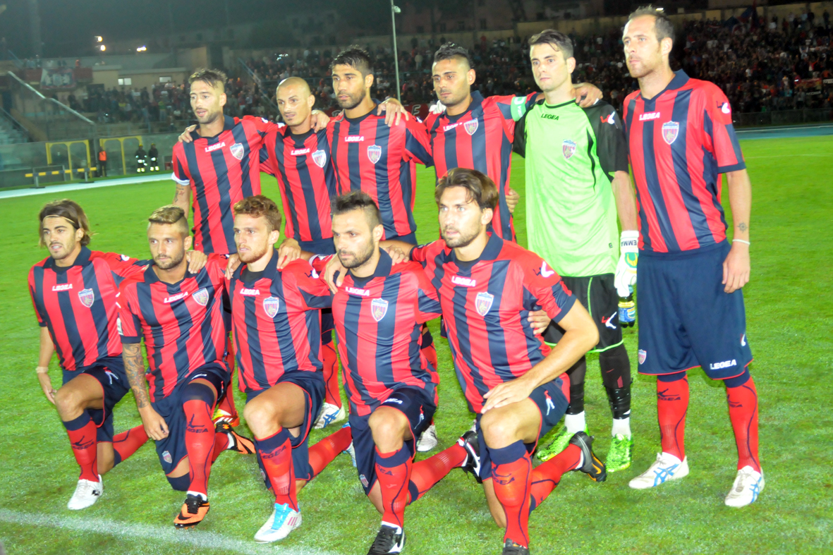 La prima giornata: Cosenza, Melfi, Chieti e Vigor Lamezia al comando. Ben cinque pareggi. Domenica Casertana-Cosenza