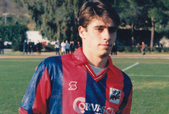 Cosenza-Arzanese con “Catena nel cuore”. Domani prima del calcio d’inizio cerimonia commemorativa per ricordare Massimiliano Catena a 21 anni dalla sua scomparsa
