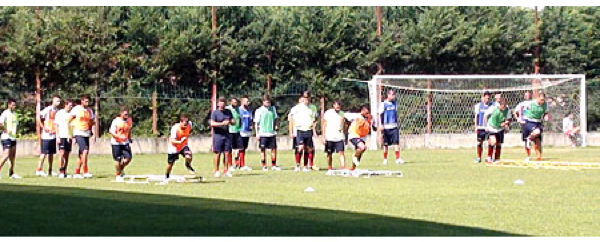 Calcio tennis e lavoro atletico per i Lupi al Sanvitino-Delmorgine. Domani doppia seduta