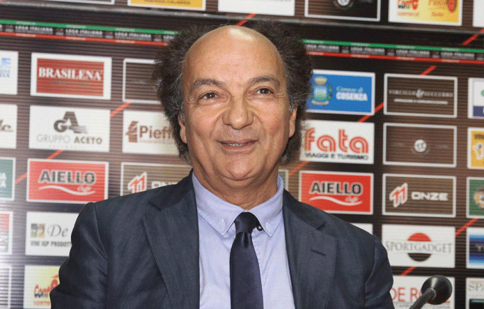 La rifinitura al Santa Sabina di Perugia. Calderini-Mosciaro-De Angelis: in tre per due maglie. Domani a Castel Rigone calcio d’inizio alle 15