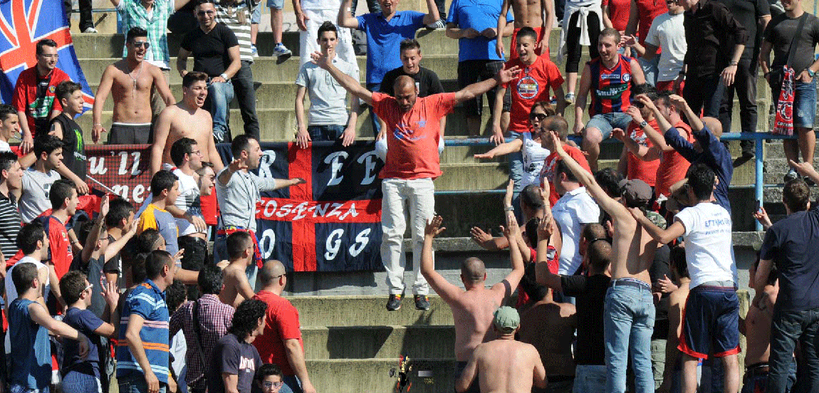 Il Mister saluta Uccello, uno degli ultrà più popolari della Curva Sud, internato in un ospedale psichiatrico: “Spero che torni presto con noi”