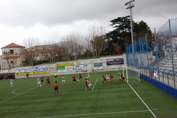 Sorrento-Cosenza 1-0: Lupi senza mordente puniti da Musetti