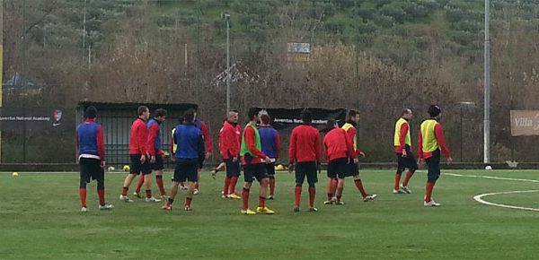 Il Cosenza riprende a correre al “Pietro Mancini”. Per Mosciaro lavoro a parte e terapia