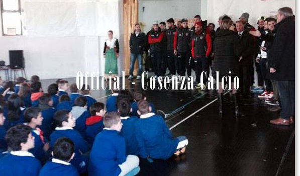 Il test del giovedì ad Acri: va a segno Chinellato. Splendida accoglienza per i Lupi a Santa Sofia d’Epiro e ad Acri