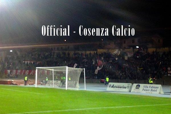 Cosenza-Messina 0-0: prevalgono le difese, poche emozioni nel gelo del San Vito