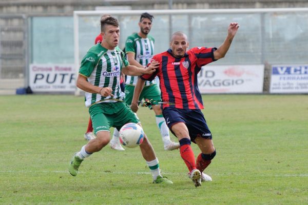 Giudice Sportivo: Giordano squalificato per una giornata. Cosenza-Poggibonsi: arbitra Rasia di Bassano del Grappa