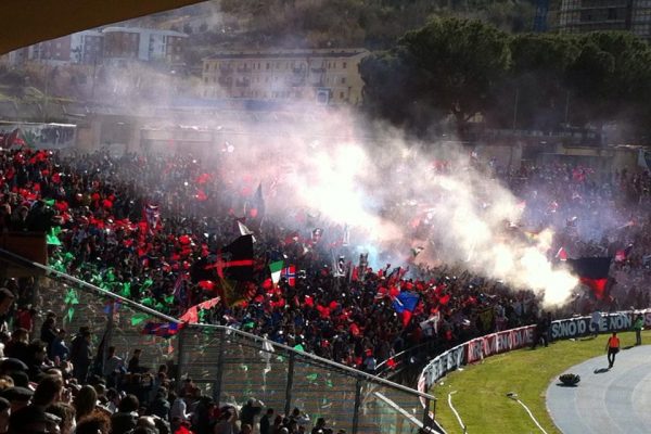 Cosenza-Messina, partita la prevendita con la promozione per la Curva Sud: 10 euro due partite. Le modalità per acquistare i biglietti
