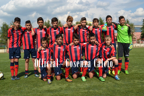 Memorial Bergamini, al Cosenza il quadrangolare contro il campanilismo. Il Presidente Guarascio si congratula