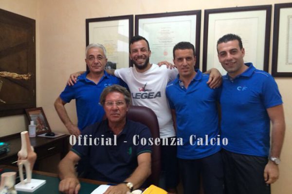 Cosenza Calcio, De Angelis va di corsa. Il “falco” ringrazia il dottor Bergamo