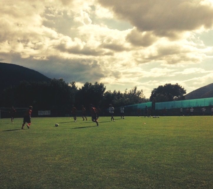 Cosenza Calcio, a Norcia ancora test atletici al mattino. Nel pomeriggio possesso palla e partitine