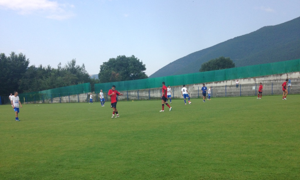 Cosenza Calcio, i rossoblù lasciano Norcia. Prima della partenza i “lupi” hanno superato il Porto D’Ascoli per 3-1