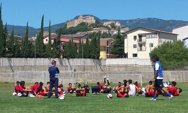 Alle 17 Berretti in campo con la Rappresentativa di Altomonte. Sabato mattina test in famiglia con gli Allievi