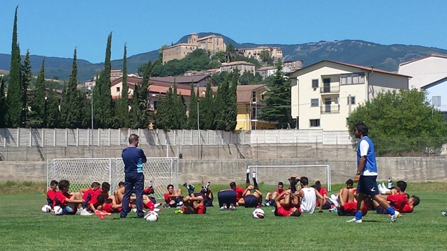 Alle 17 Berretti in campo con la Rappresentativa di Altomonte. Sabato mattina test in famiglia con gli Allievi