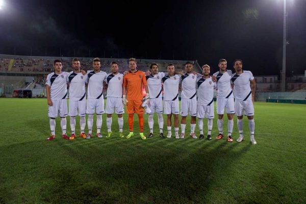 Cosenza indenne a Taranto (0-0). Ravaglia è una saracinesca