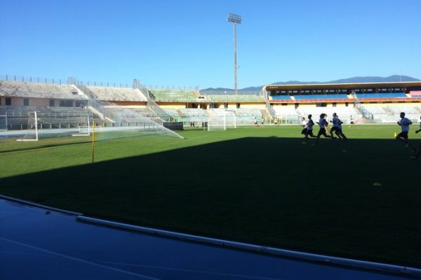 Allenamento al San Vito. Domani rifinitura a porte chiuse