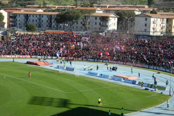 Campagna abbonamenti 2014/2015. Prezzi vantaggiosi per chi “crede” nei lupi