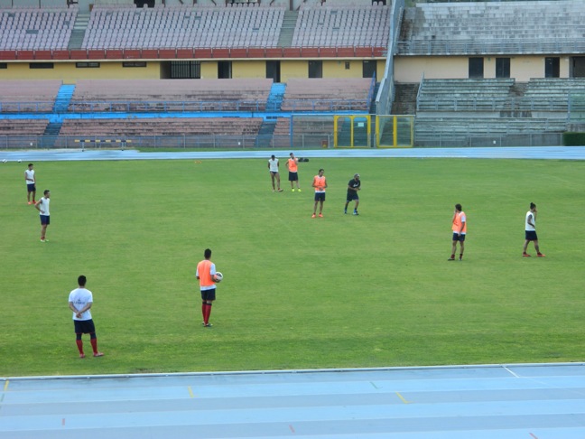 Calcio-tennis rilassante in vista della trasferta di Barletta