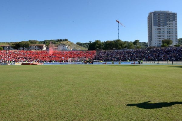 Cosenza-Melfi, il 6 gennaio alle 18:00 La prevendita per la prima del 2015