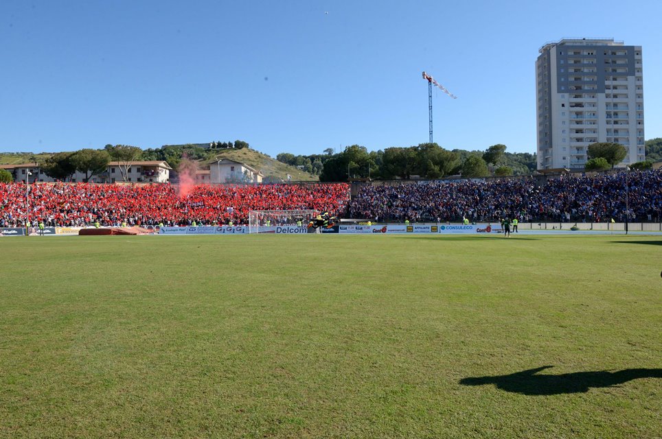 La Curva Sud Bergamini, una grande emozione