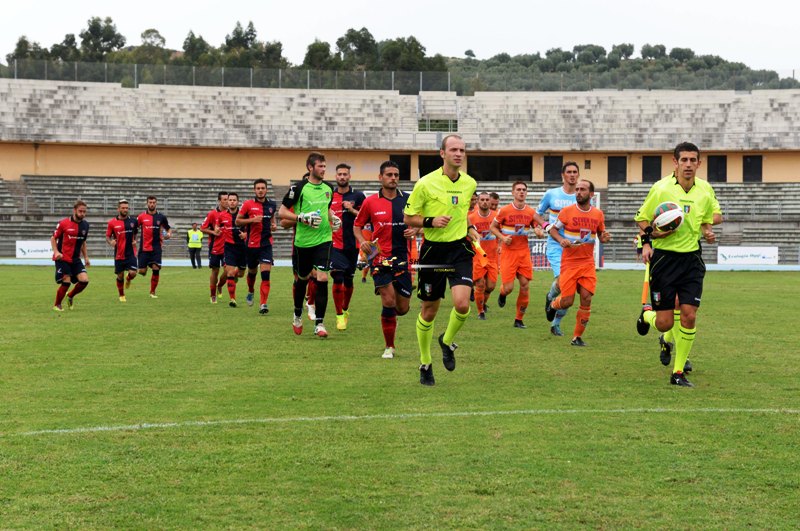 Cosenza sconfitto di misura (1-2) dalla Lupa Roma