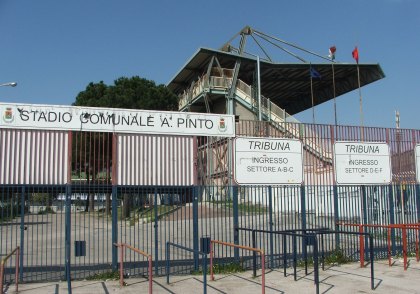 Casertana-Cosenza, attivato il servizio “Porta un amico”