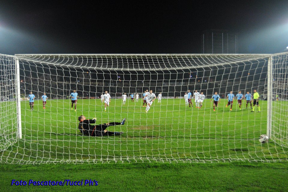 Coppa Italia, il Cosenza va avanti Battuta anche la Salernitana