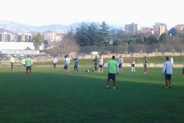 Cosenza, domani test con la Berretti. Con l’Aversa l’ultima in casa del 2014