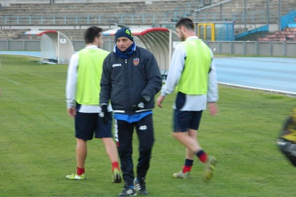 Venti convocati per la sfida con l’Aversa. Roselli: “Se saremo concentrati faremo bene”
