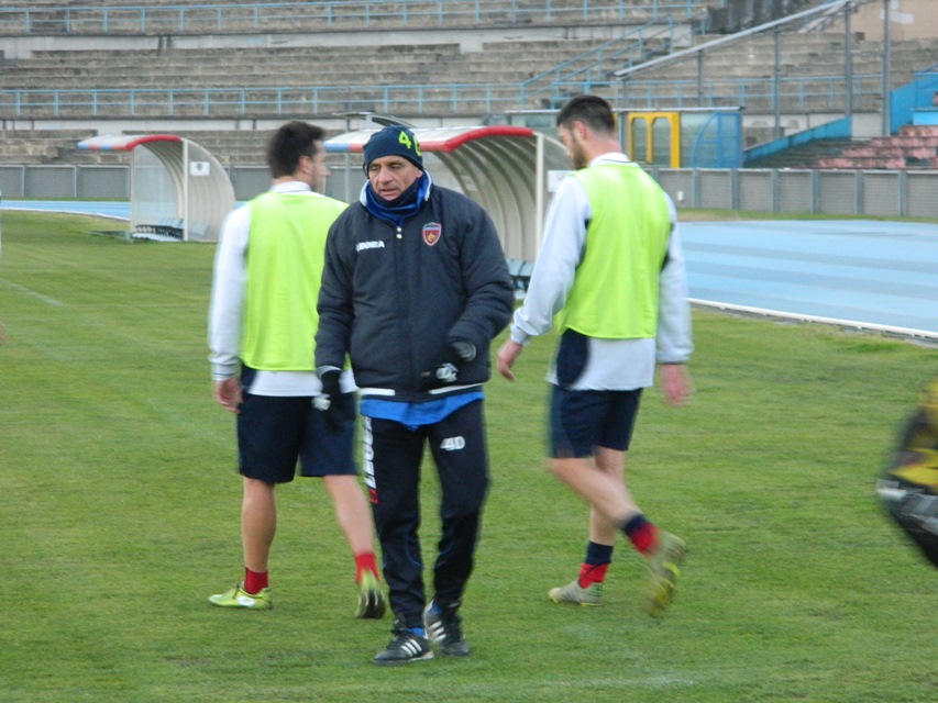 Venti convocati per la sfida con l’Aversa. Roselli: “Se saremo concentrati faremo bene”