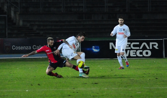 Cosenza batte Pontedera 1 a 0