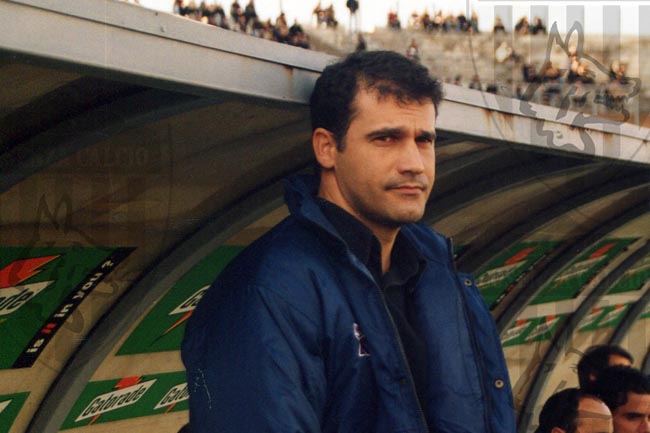 Verso il derby, 1a parte: le sei partite di Stefano Sanderra sulla panchina del Cosenza effecì