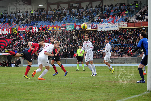 Cosenza batte Reggina 2 a 0
