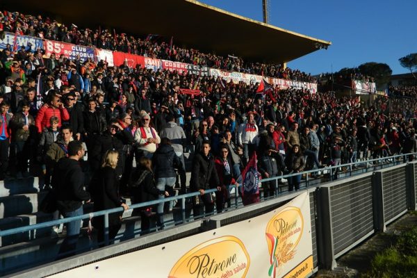 Cosenza-Reggina, Tribuna Rao chiusa. Tagliandi validi per la Tribuna Rossa Nord