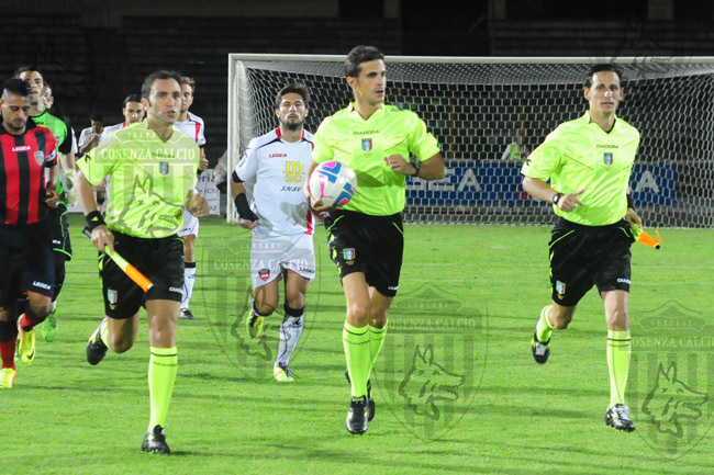 Cosenza-Lecce, arbitra Tardino di Milano