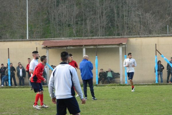 Cosenza, partitella con la Berretti. Il Presidente Guarascio al Sanvitino