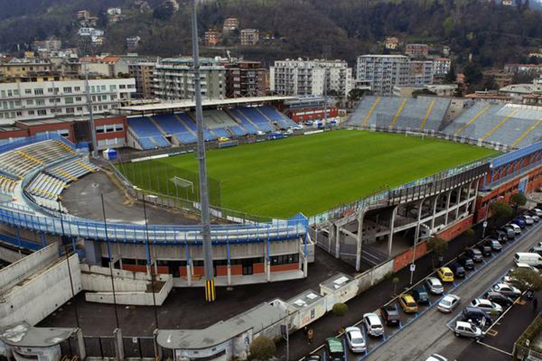 Como-Cosenza, i precedenti