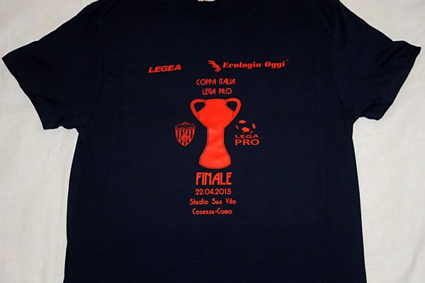 Prevendita Cosenza – Benevento. In regalo una t-shirt ai primi mille acquirenti. Ingresso gratuito per le donne.
