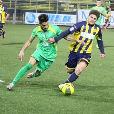 Due difensori per il Cosenza: Marco Guerriera e Paride Pinna in rossoblù
