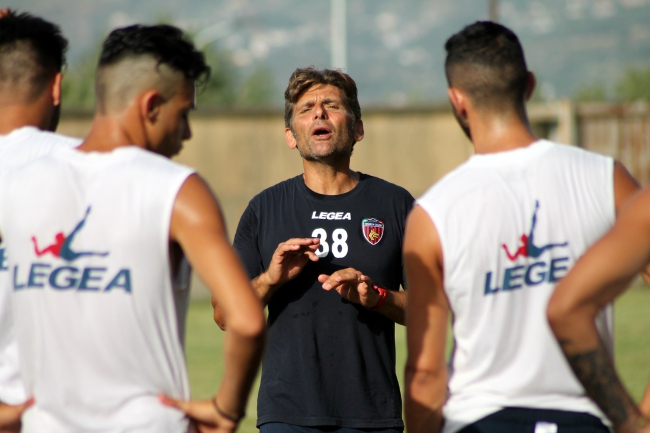 Rifinitura al San Vito prima della sfida col Martina Franca