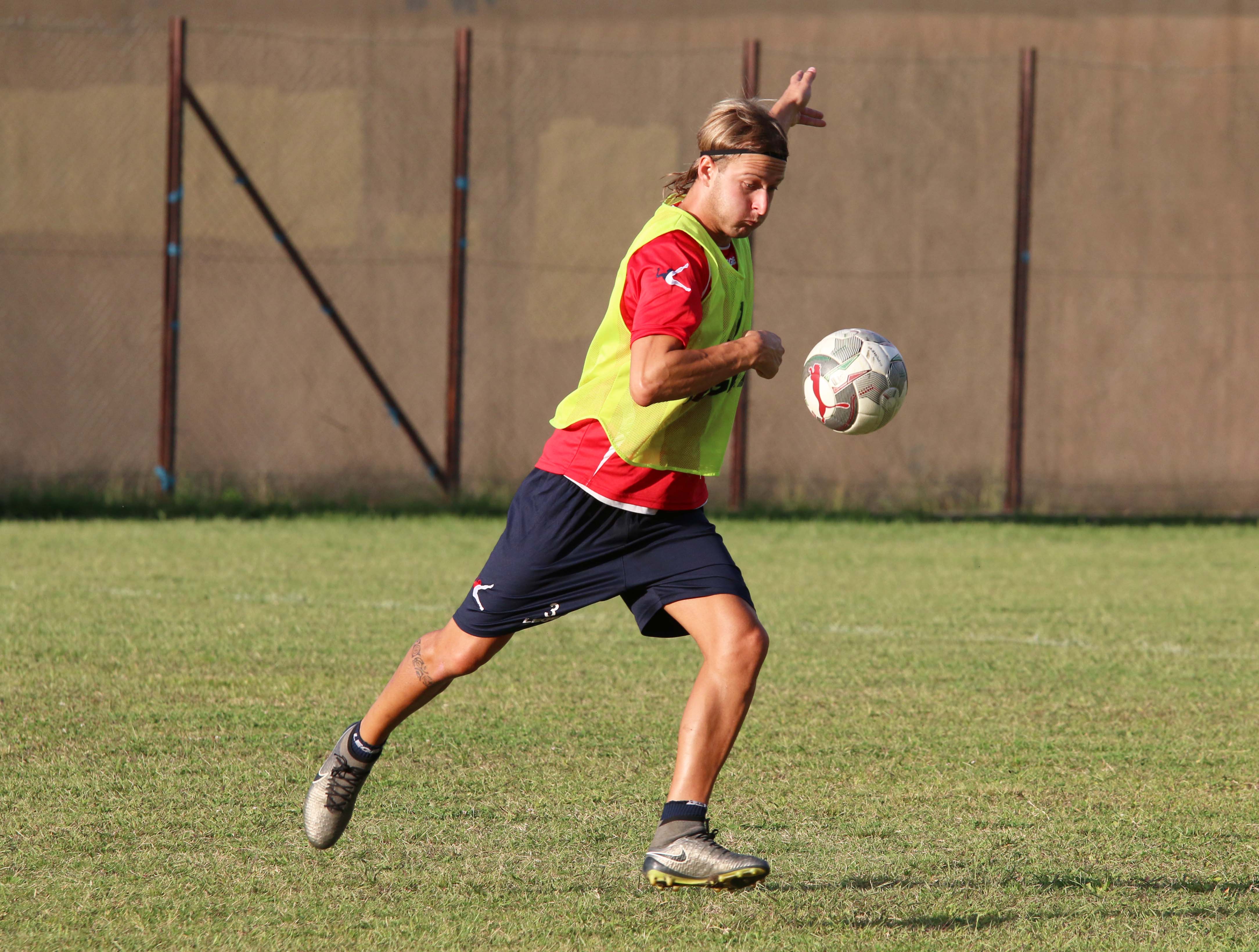 Fisico e tattica nell’allenamento di oggi pomeriggio, ma si ferma Mungo.