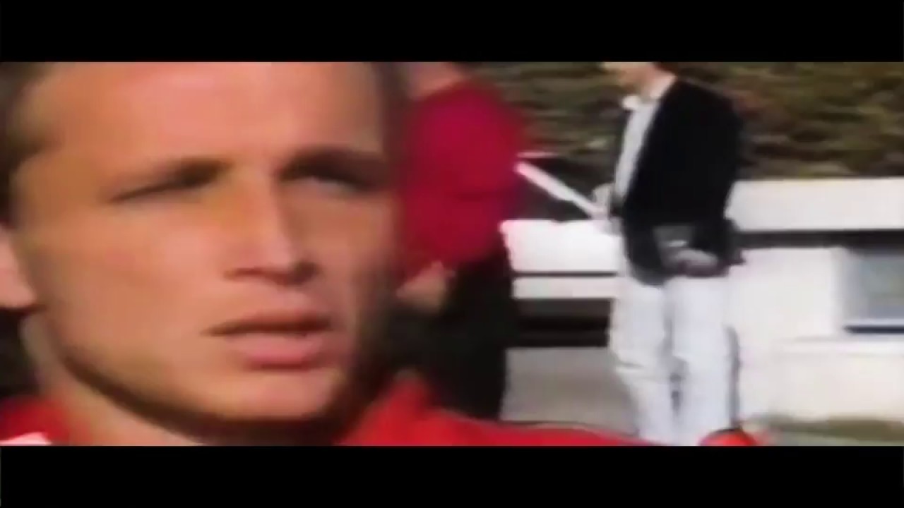 Le bandiere non muoiono mai