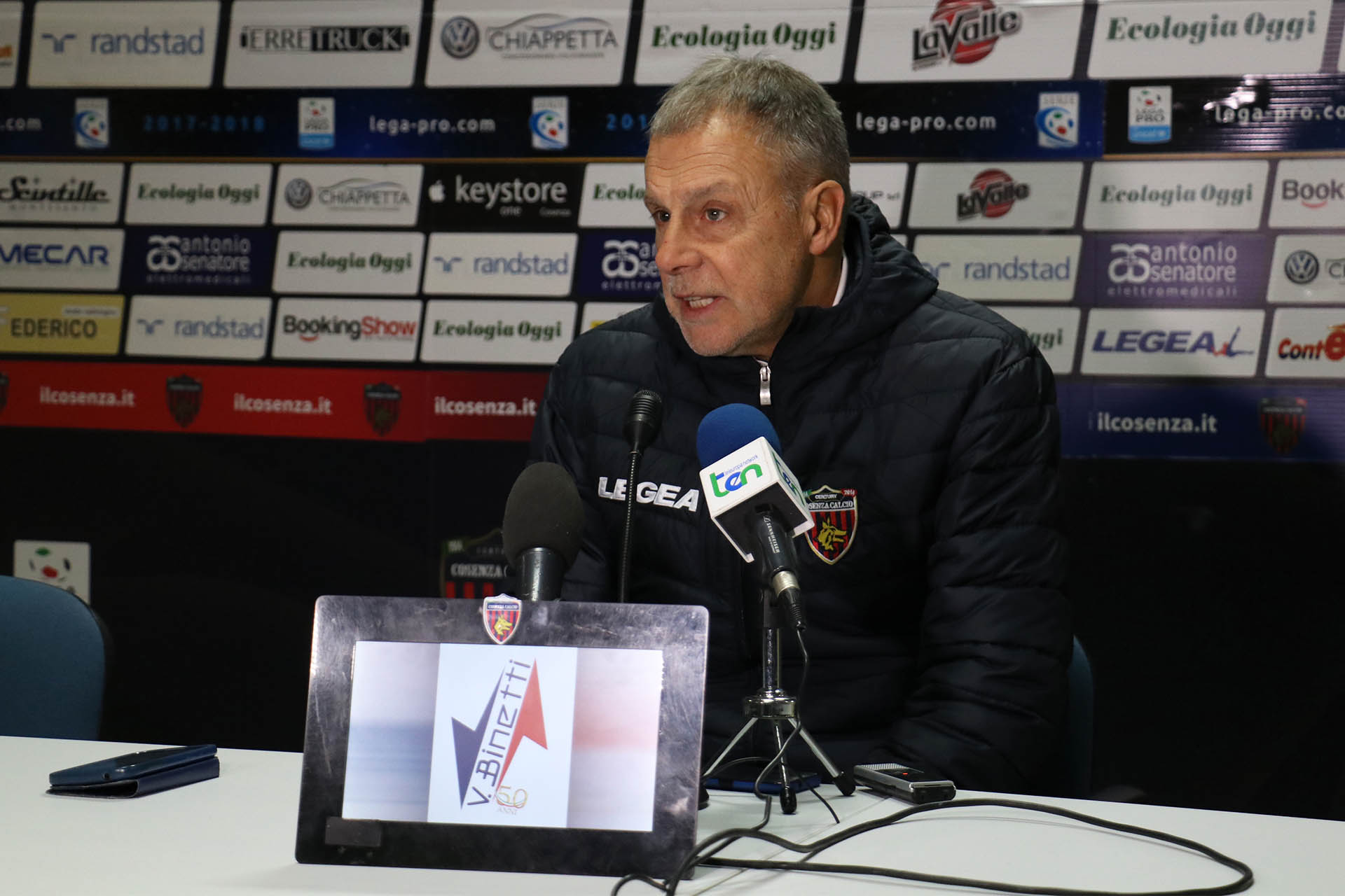 Mister Braglia: «Partita giocata bene ma figlia degli episodi»