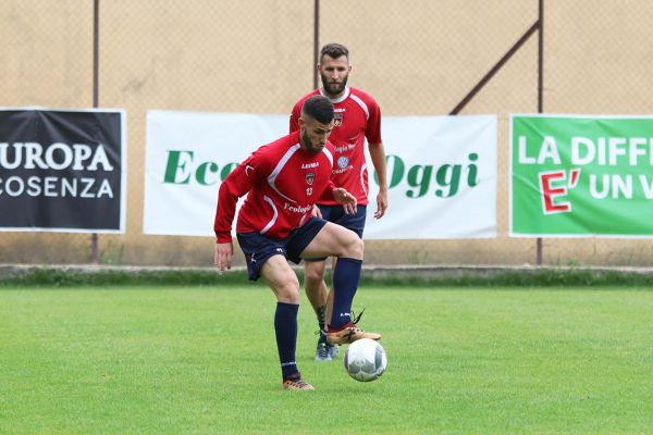 Doppia seduta per i Lupi